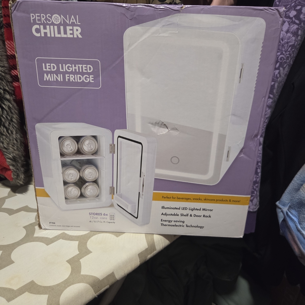 New In Box Personal Chiller With LED Lighted Mirror - White